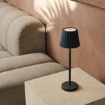 Maya Stone Grey Ribbed Table Lamp Made of Iron – Dimmable Lamp & 3 Light Modes, Rechargeable via Wireless Charging Station Tavellio