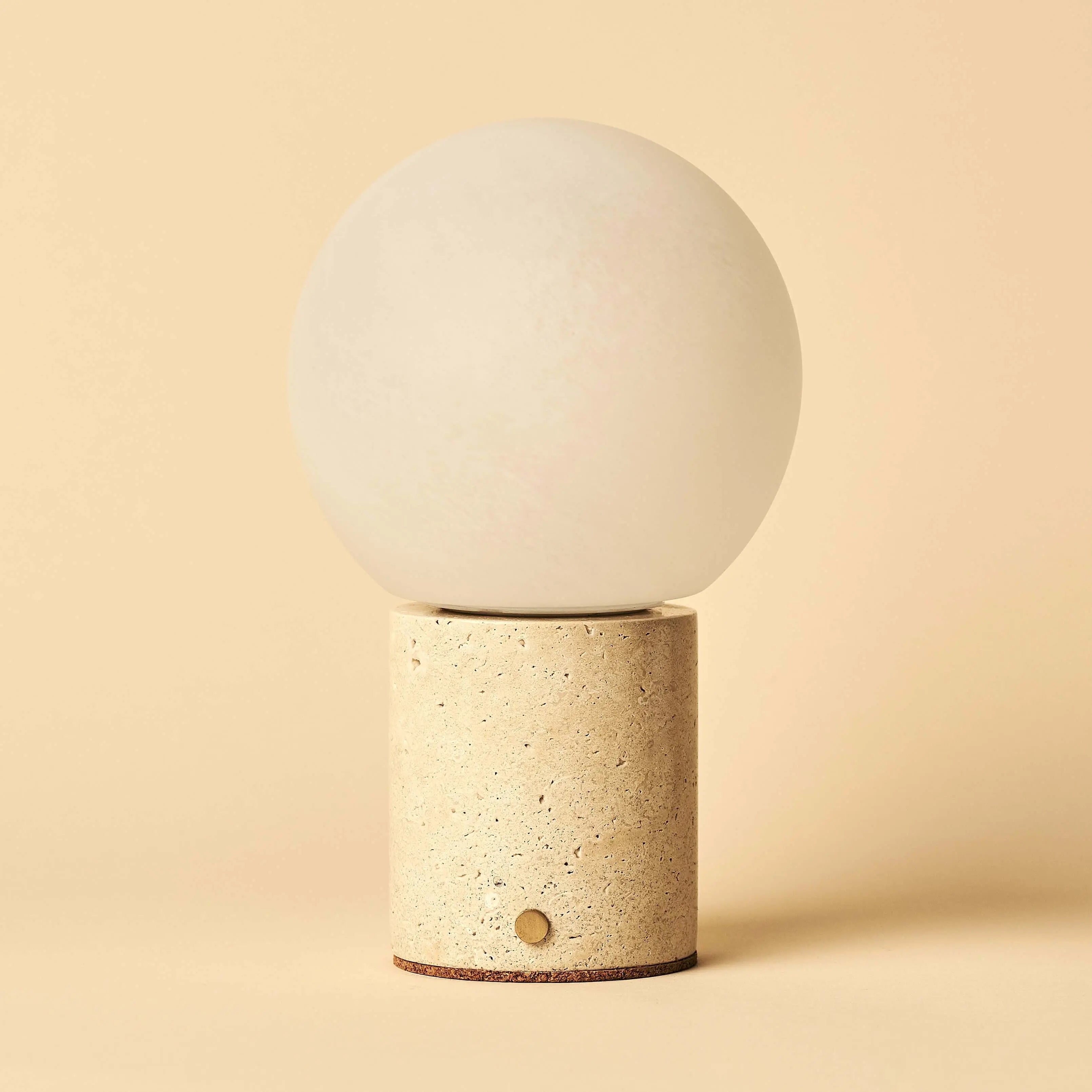 Metsu Beige / Travertino Classico – Classic Travertine Rechargeable Table Lamp with 3 Light Colors & Dimming Function