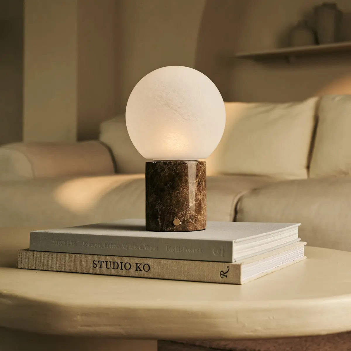 Metsu Brown / Emeperador Dark – Classic Marble Rechargeable Table Lamp with 3 Light Colors & Dimming Function