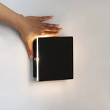 Lane Black Cordless Wall Light – Rechargeable & Dimmable Natural Wood Lamp Tavellio