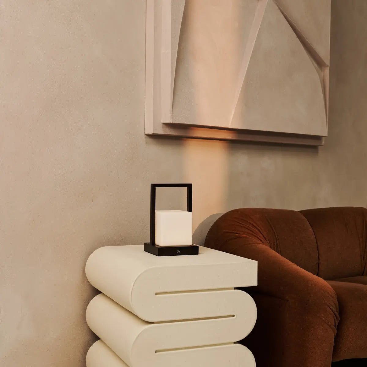 Noah Dark Brown Rechargeable Table Lamp With Glass and Wooden Handle - Tavellio