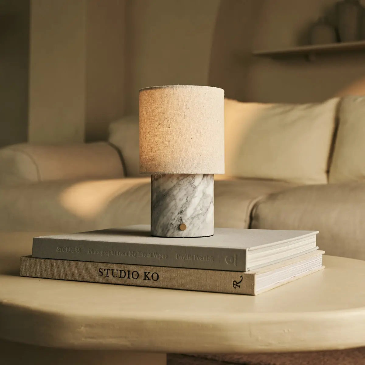 Onoda White / Bianco Statuarietto – Marble Rechargeable Table Lamp – With Linen Interchangeable Lampshade & Rechargeable Design