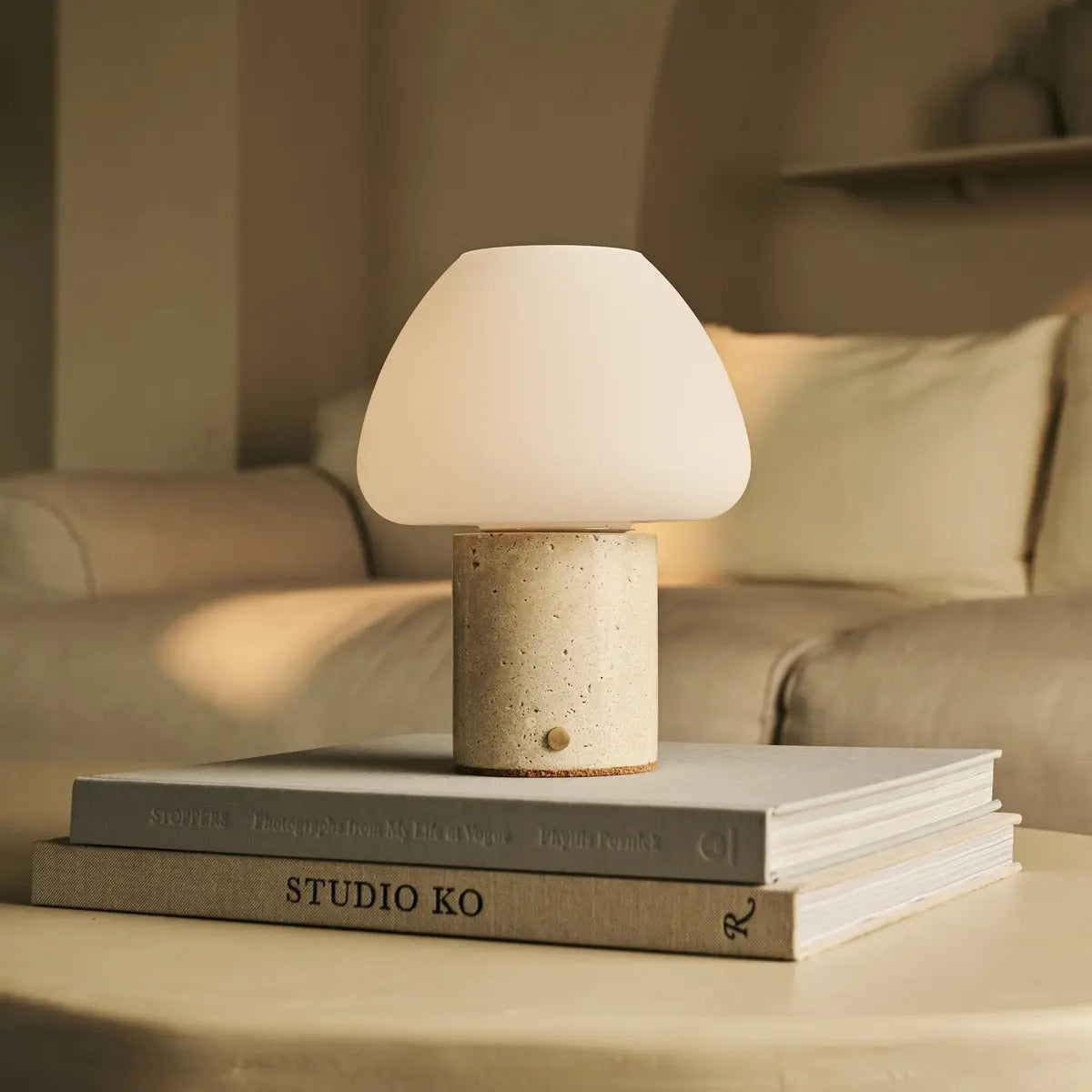 Ostade Beige / Travertino Classico – Unique Travertine Rechargeable Table Lamp with 3 Light Colors & Dimming Function