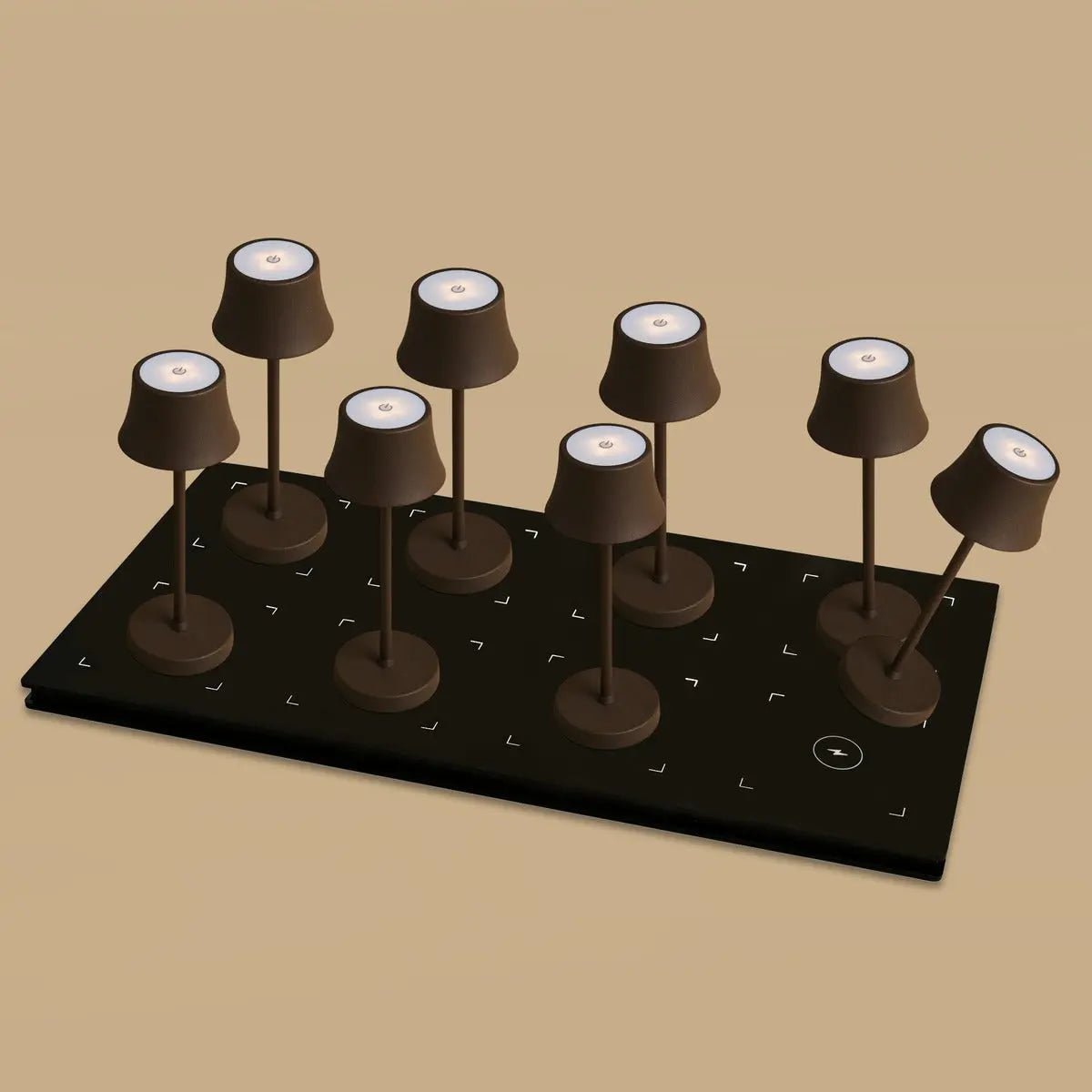 Combi Set Professional – 8 x De Pijp Mini Mocha Brown Rechargeable Table Lamps & 1 x Central Station Wireless Charging Station with Qi-Technology – Perfect for Restaurants, Hospitality & Hotels Tavellio