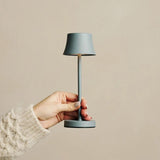 De Pijp Mini Mouse Grey Rechargeable Table Lamp – Wireless Charging, Dimmable Lamp & 3 Light Colors Tavellio