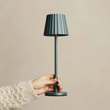 Maya Stone Grey Ribbed Table Lamp Made of Iron – Dimmable Lamp & 3 Light Modes, Rechargeable via Wireless Charging Station Tavellio
