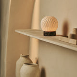 Vela Hellbraun Holz Marmor Kabellose Tischlampe 
