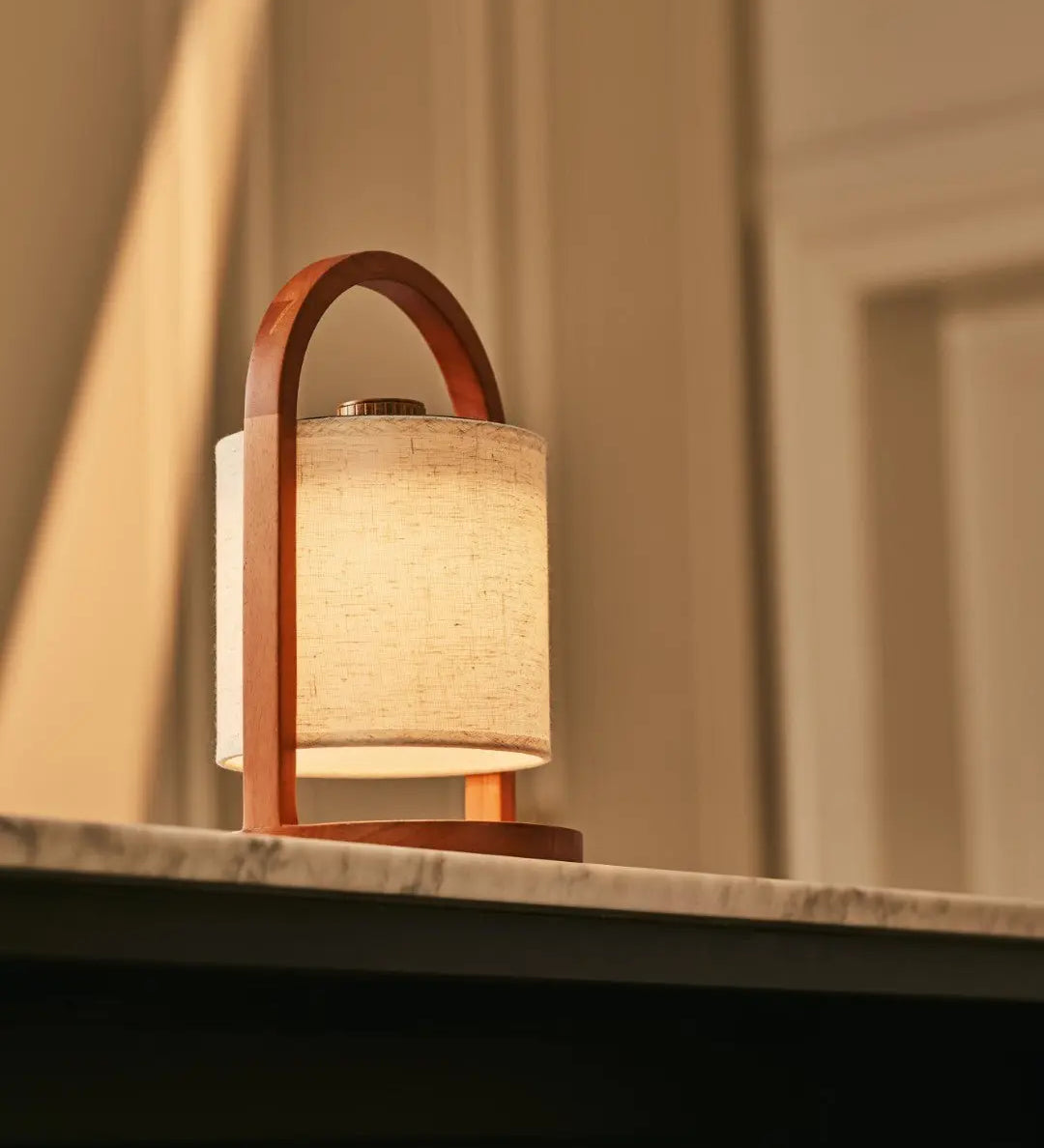 River Chestnut Wooden Rechargeable Lamp – Dimmable & Cordless Light