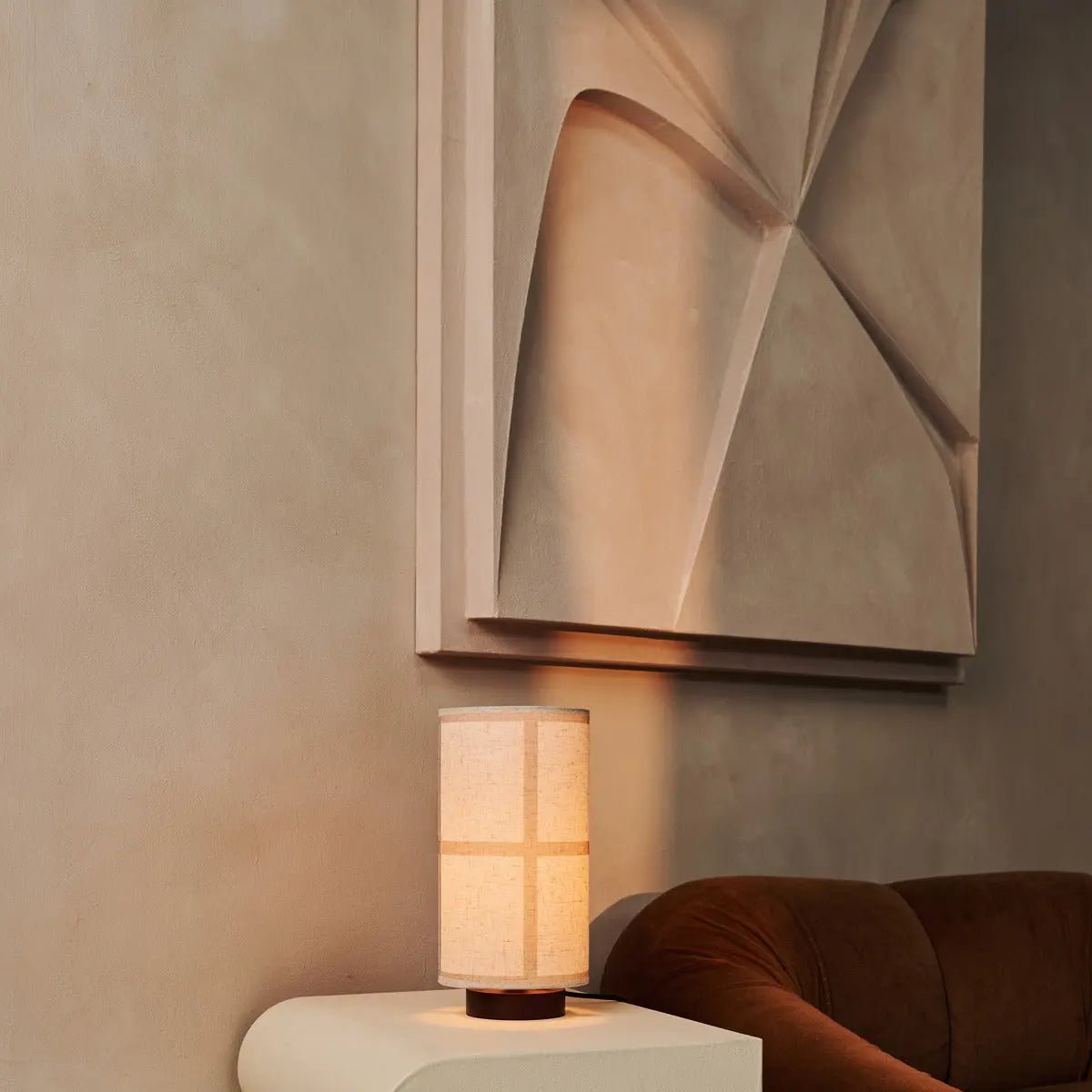 Sakura Dark Brown Table Lamp with Linen Shade | Handmade & Stylish Lighting Tavellio