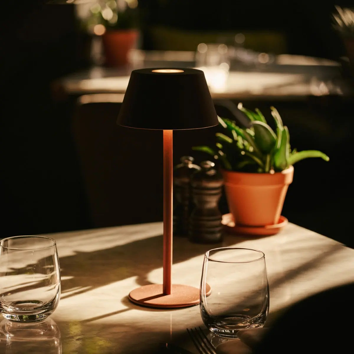 Milou Bronze - Table lamp without Cable l Modern, Design & 3 Light modes