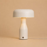 Jape Tischlampe aus weißem Metall 