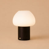 Fynn Dunkelbraun Wiederaufladbare Holzlampe 