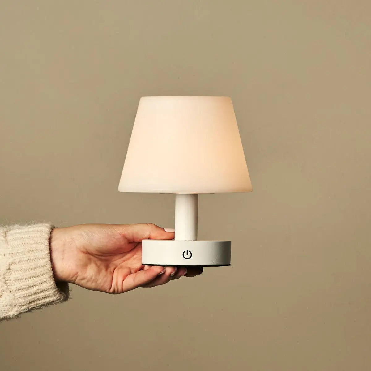 Teddy White Wooden Rechargeable Table Lamp – Dimmable, USB-C, 100-Hour Battery