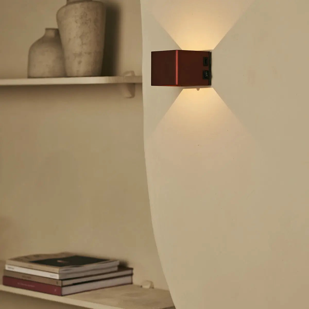 Tess Bronze Rechargeable Wall Lamp – Motion sensor, 20 Different Light Modes, Dimmable, Magnetic Suspension System Lamp & Including Remote Control