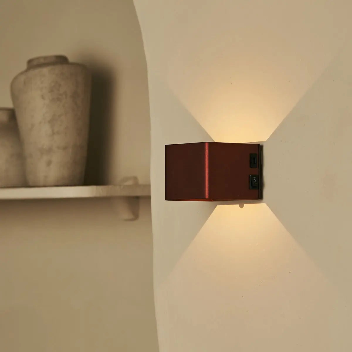 Tess Bronze Rechargeable Wall Lamp – Motion sensor, 20 Different Light Modes, Dimmable, Magnetic Suspension System Lamp & Including Remote Control