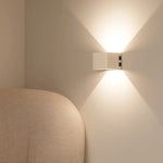 Tess Vanilla Rechargeable Wall Lamp – Motion sensor, 20 Different Light Modes, Dimmable, Magnetic Suspension System Lamp & Including Remote Control Tavellio