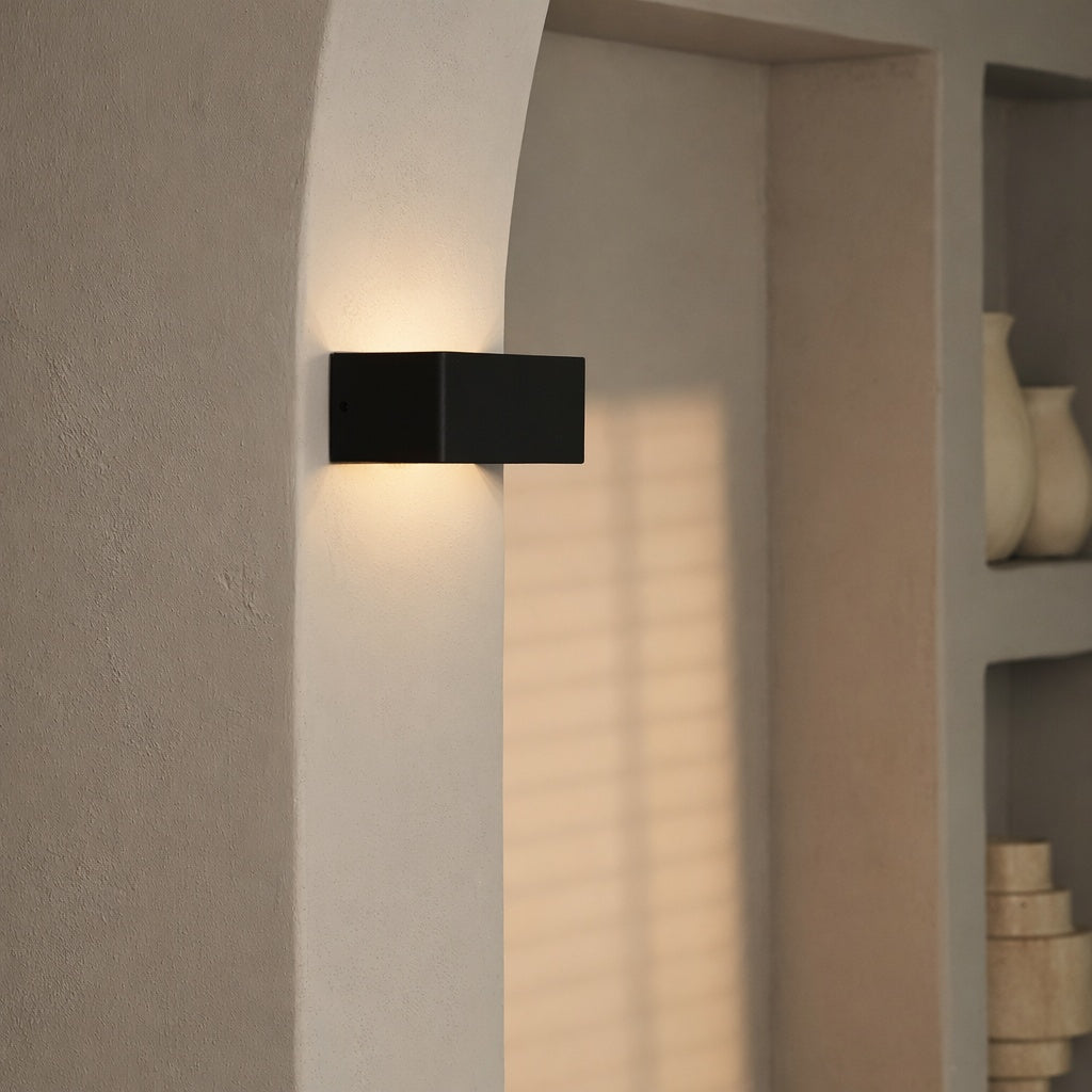 Tessa Black Rechargeable Wall Lamp | Motion sensor, 20 Light Modes & Remote Control