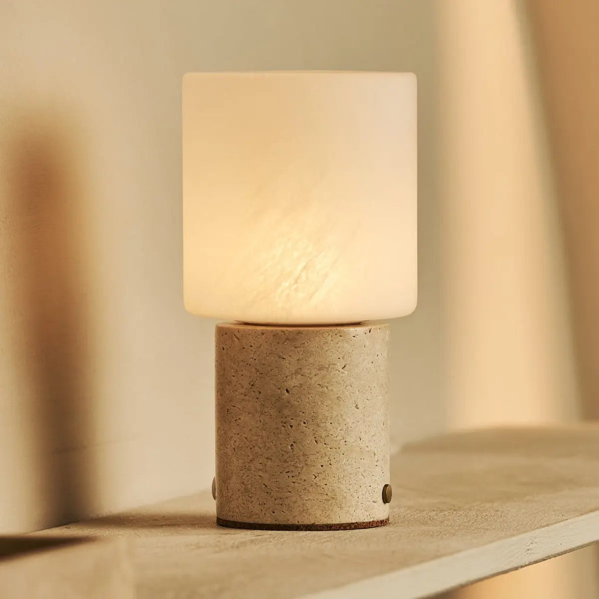 Cuyp Beige / Travertino Classico – Travertine Rechargeable Table Lamp – Cordless, USB Rechargeable & Up to 100 Hours Runtime
