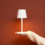 James White Rechargeable Table Lamp – Cordless, Dimmable & Elegant Tavellio