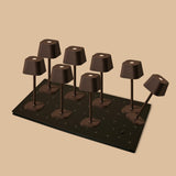 Professional Kombi-Set | 8 × Ava Mokkabraun Tischlampen & Magnetisch Ladestation