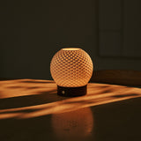 Vela Hellbraun Holz Marmor Kabellose Tischlampe 