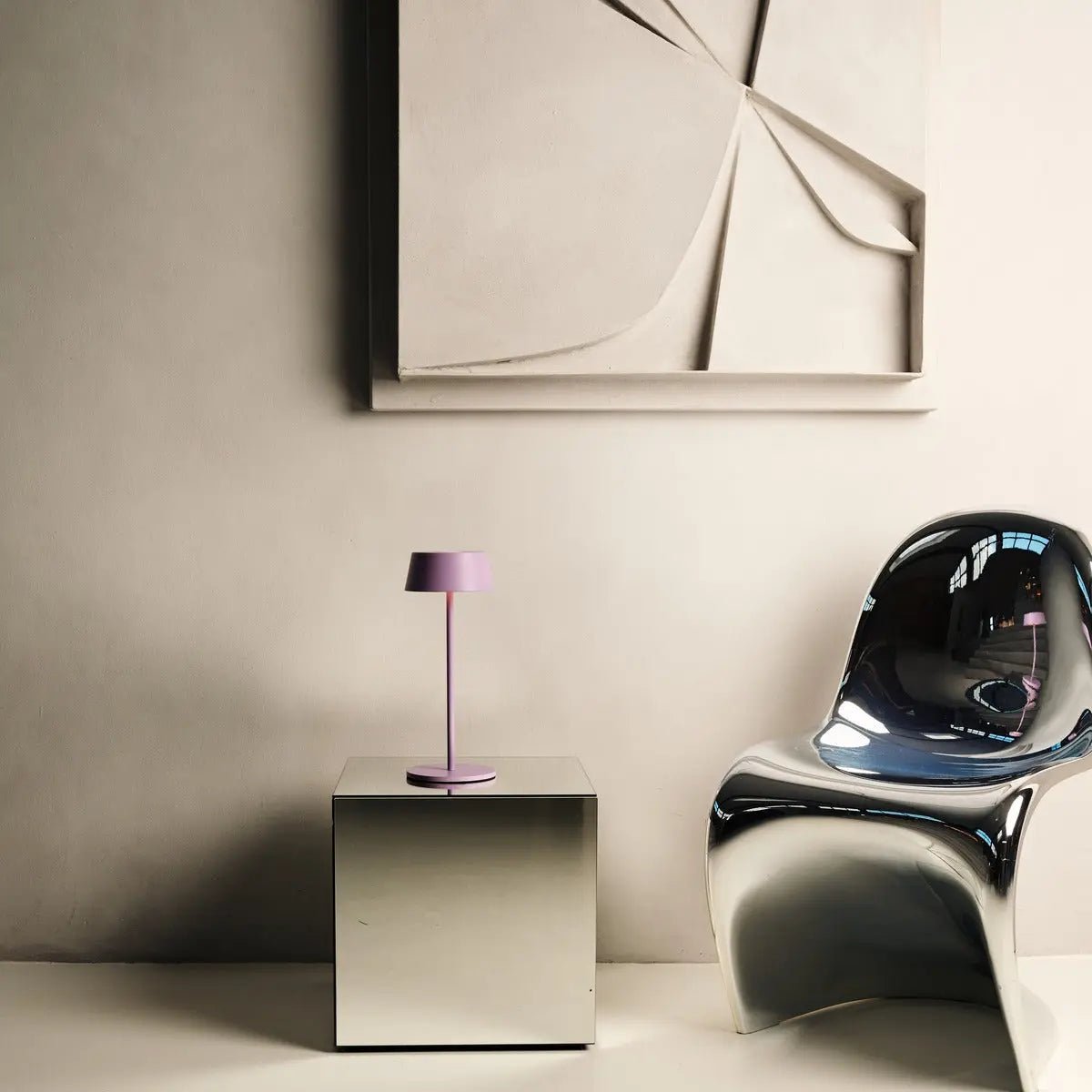 Hugo Violet Lila Rechargeable Table Lamp - Stylish, Dimmable Lamp & Cordless Tavellio