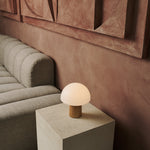 Mia Hellbraun stilvolle Holztischlampe mit Dimmer – Holz, funktional und dezent