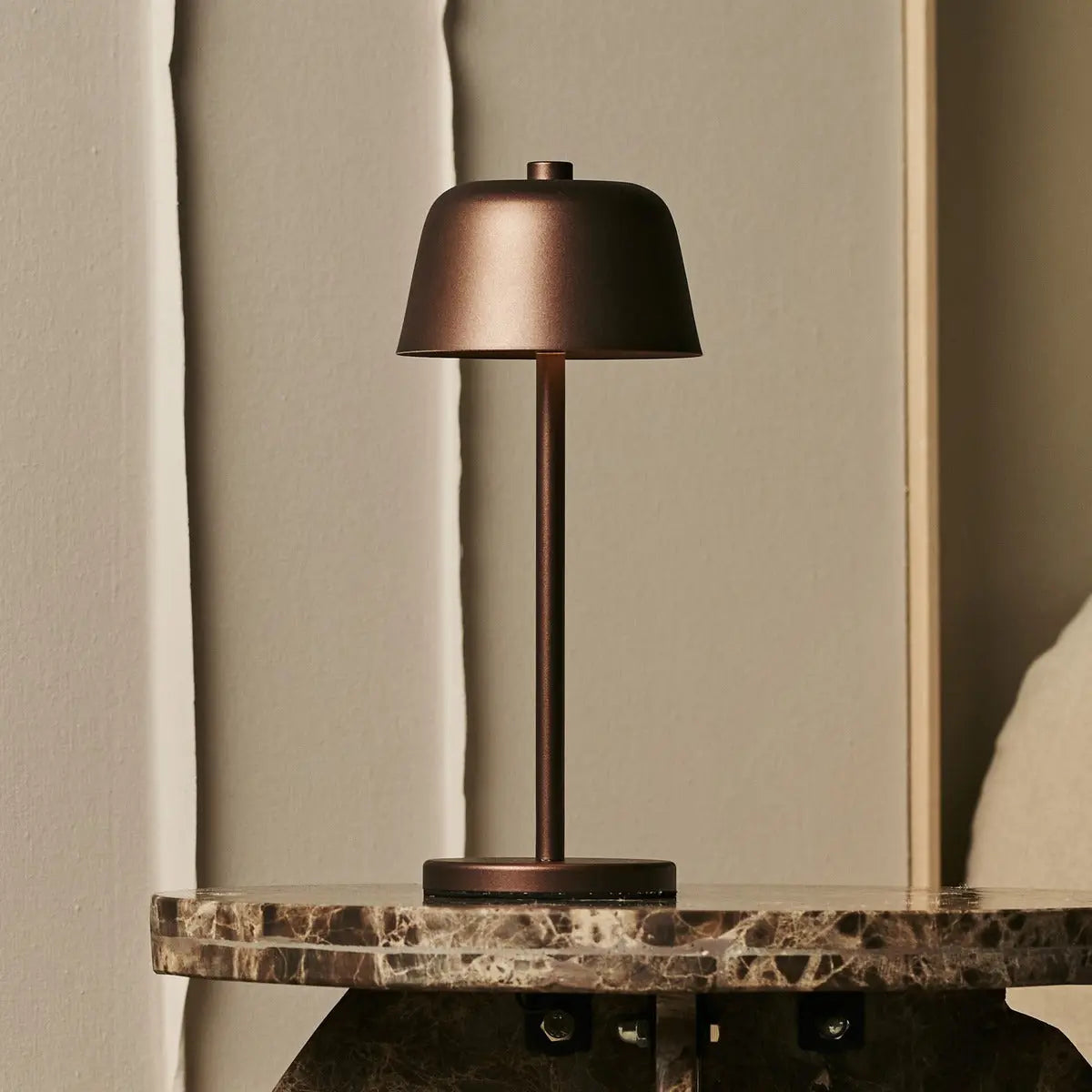 Anton Espresso Brown Rechargeable Table Lamp | Stylish & Cordless Lighting Tavellio