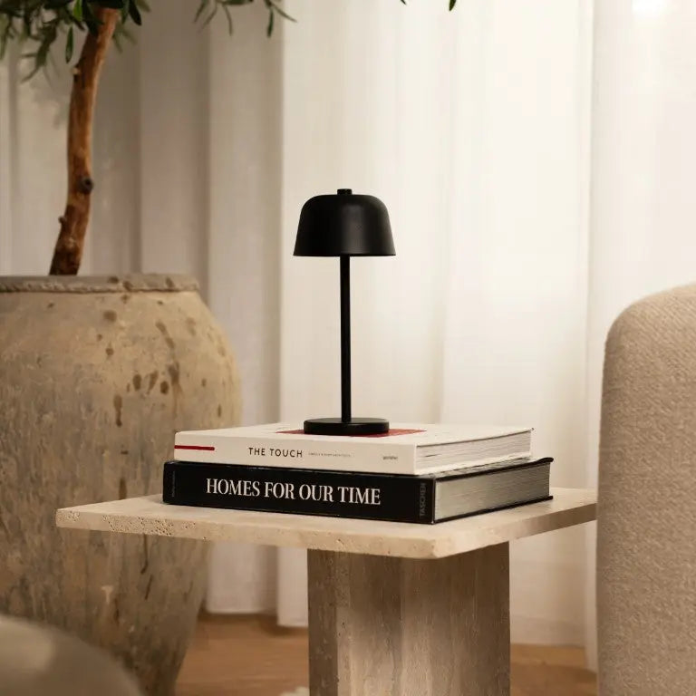 Anton black - Rechargeable iron table lamp Tavellio