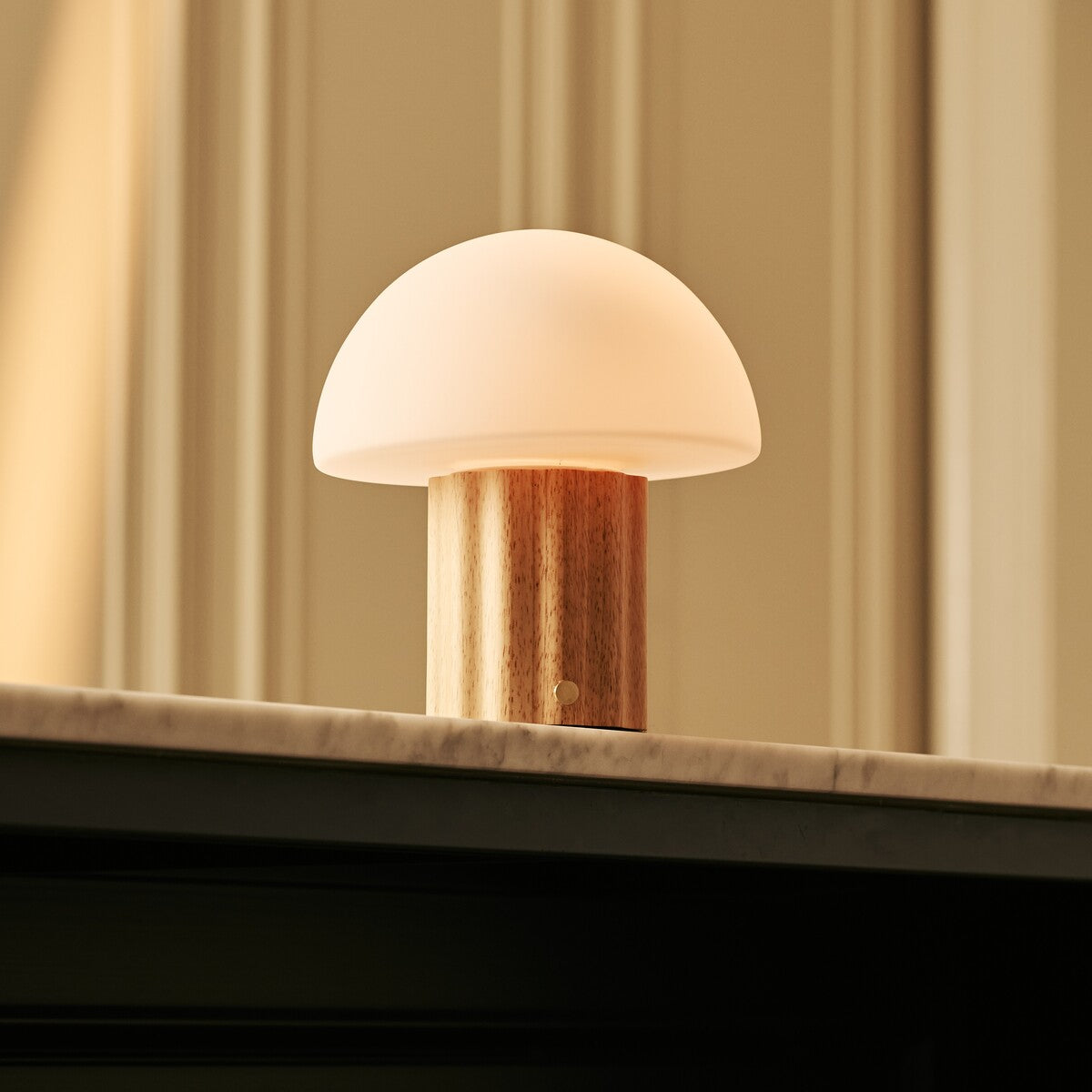 Timo Light Brown Rechargeable Table Lamp | Dimmable, Modular Lampshade & 3 Light Colors