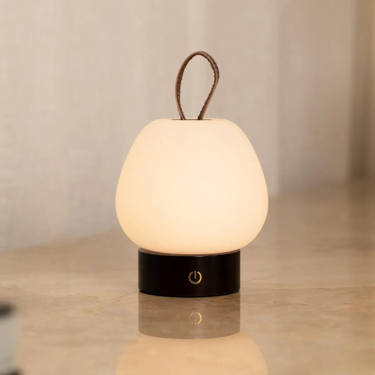 Cooper Dark Brown Wooden Rechargeable Table Lamp – Cordless, Dimmable & Stylish Tavellio