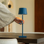 Wouter Delftware Blue Rechargeable Table Lamp – Wireless Charging, Dimmable, 120-Hour Battery Life Tavellio