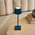 Wouter Delftware Blue Rechargeable Table Lamp – Wireless Charging, Dimmable, 120-Hour Battery Life Tavellio