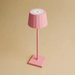Wouter Flamingo Pink Rechargeable Table Lamp – Wireless Charging, Dimmable, 120-Hour Battery Life Tavellio