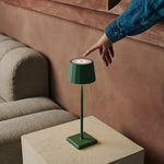 Wouter Sage Green Rechargeable Table Lamp – Wireless Charging, Dimmable, 120-Hour Battery Life Tavellio