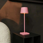 Wouter Flamingo Pink Rechargeable Table Lamp – Wireless Charging, Dimmable, 120-Hour Battery Life Tavellio