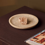 Yuma Medium Tablett Classic Travertine 20CM