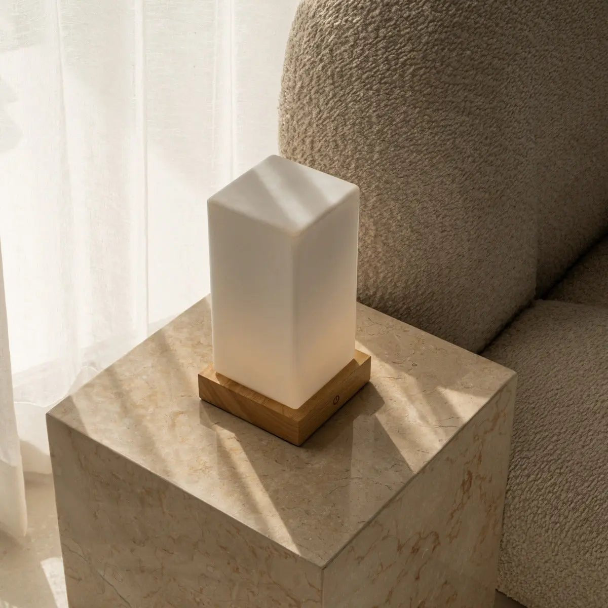 Zayn Light Brown Wooden Rechargeable Lamp l Dimmable & Cordless & Good Battery - Tavellio