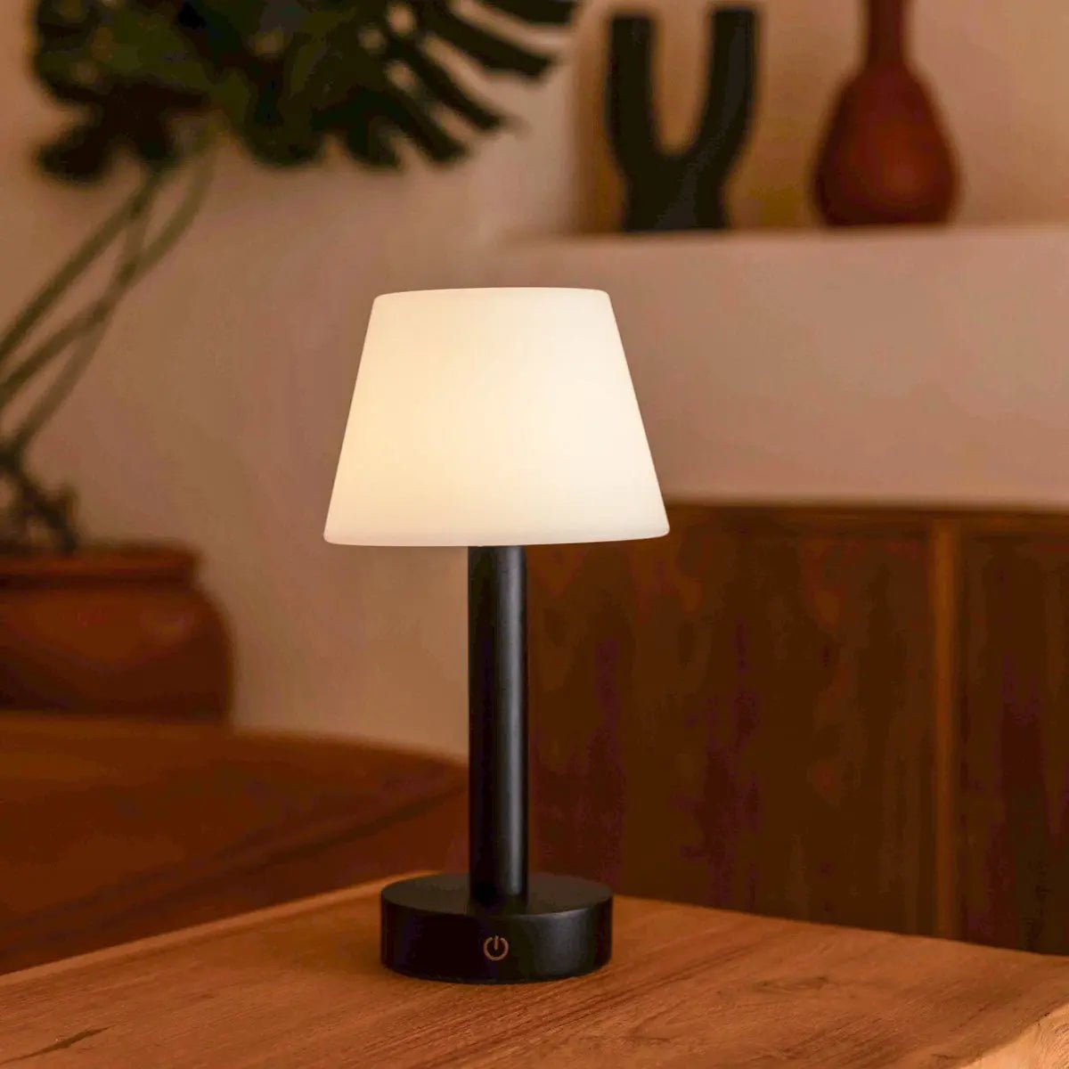 Zoë Black Wooden Rechargeable Table Lamp | Dimmable & Portable | 80-Hour Battery Life Tavellio
