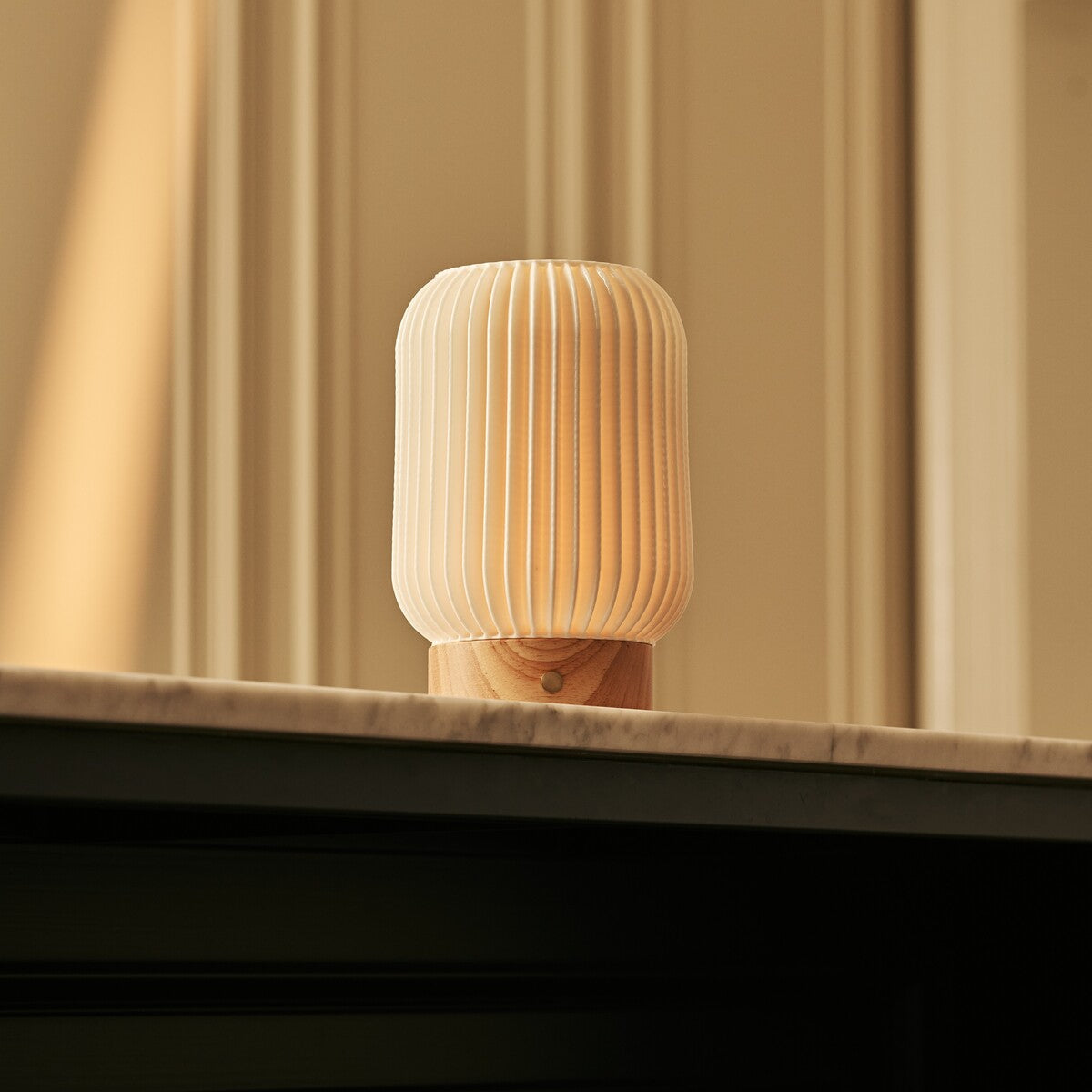 Alba Light Brown Wooden Rechargeable Table Lamp | Cordless, 3 Light Modes & Dimming Function